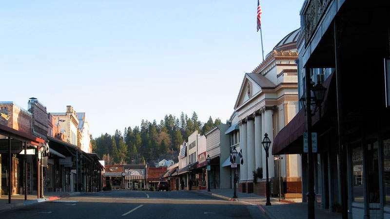 Grass Valley Proper